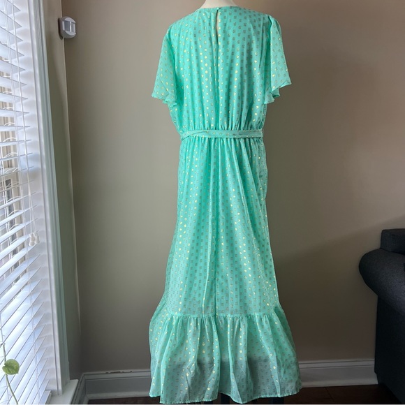 Lane Bryant Flutter Sleeve Surplice Neck Foil Dot Maxi Dress Size 20 - Picture 3 of 12